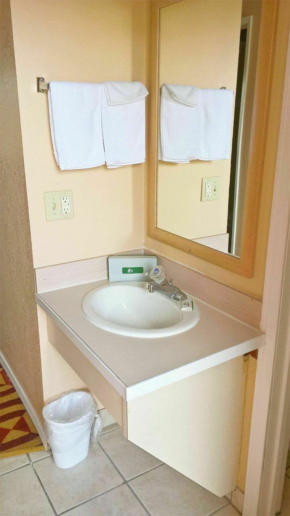Portland Value Inn And Suites エクステリア 写真